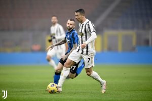 linter-non-sembra-lei-cr7-ribalta-lautaro-e-la-juve-vede-la-finale