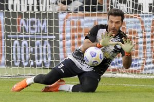 gianluigi-buffon-regala-esperienze-esclusive-lunedi-a-como-arriva-la-buffon-academy