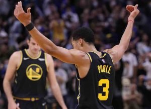 nba-top-e-flop-notturni-ancora-warriors-super-randle-batte-i-bucks