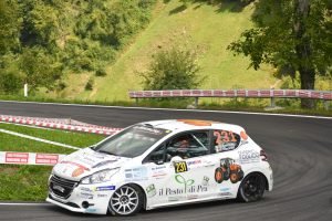 pioggia-di-coppe-per-la-casarano-rally-team