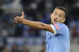 calciomercato-lazio-il-difensore-dice-addio