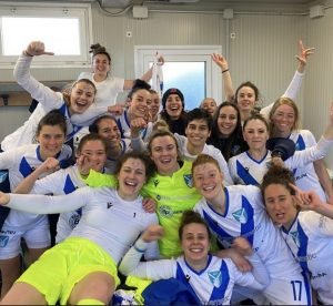 il-como-vince-e-mantiene-il-primato-in-classifica-successi-per-brescia-e-chievo-pari-della-pink