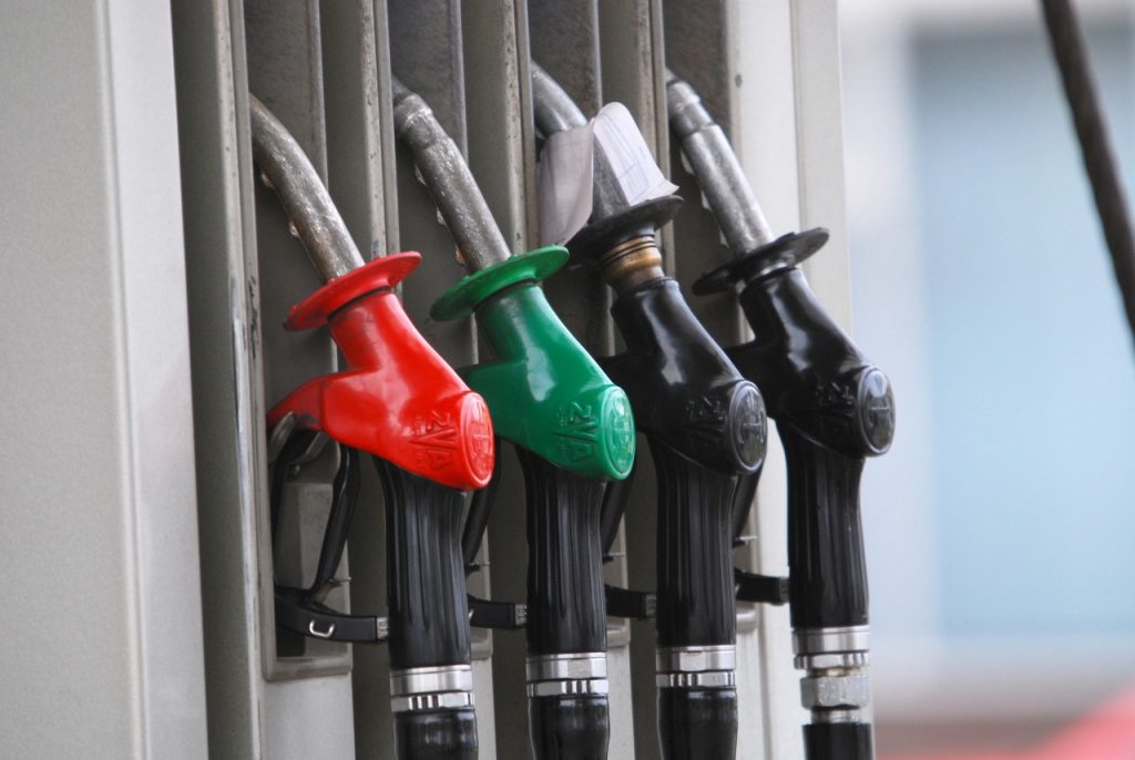 Energia e non solo: il piano del governo per il taglio delle accise sulla benzina
