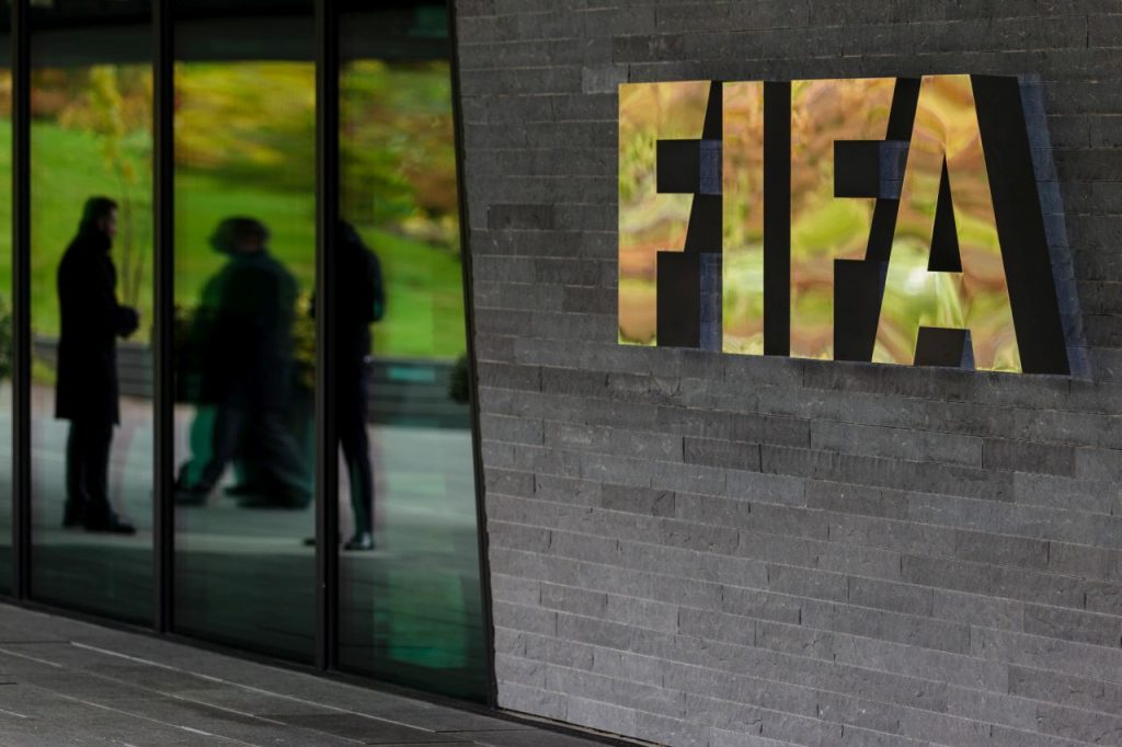 Rivoluzione mercato: la FIFA ufficializza il tetto ai prestiti