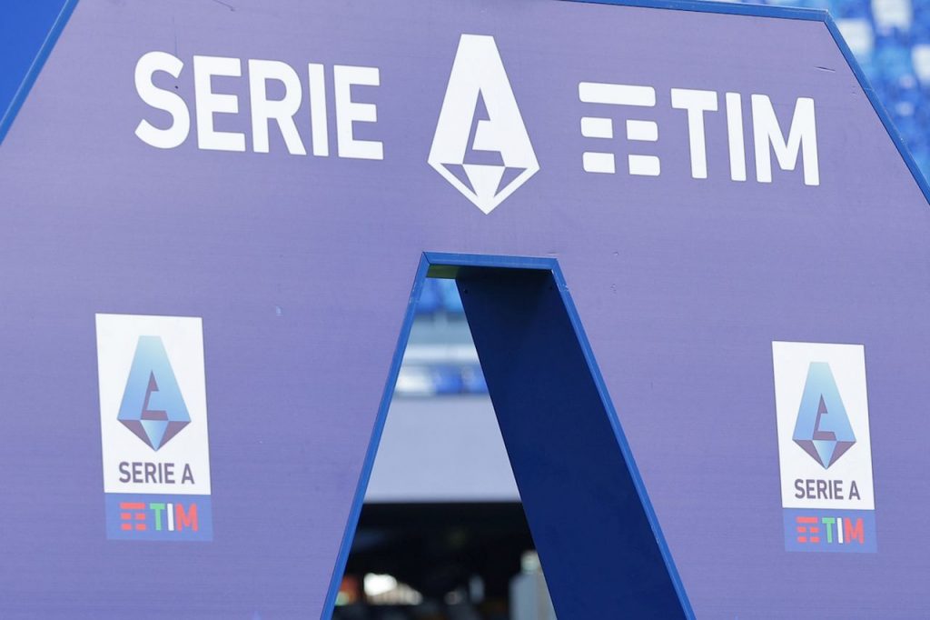 Serie A, gli stipendi minimi per la stagione 2022/23
