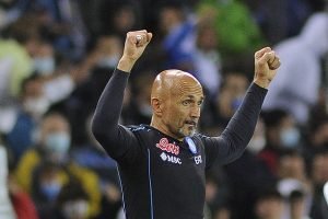 champions-league-napoli-stupendo-spalletti-sempre-piu-uomo-dellanno