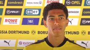 hey-jude-come-bruci-le-tappe-dortmund-si-gode-bellingham-19-anni-e-gia-capitano