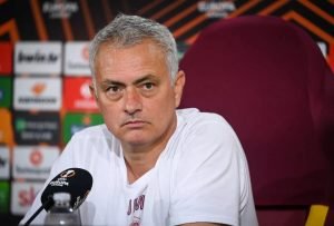 live-tmw-roma-anche-belotti-in-conferenza-stampa-con-mourinho