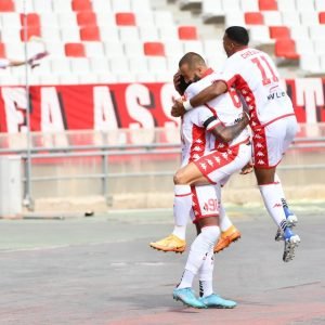 serie-b-il-bari-travolge-6-2-il-brescia-al-san-nicola