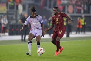 la-roma-affonda-al-san-mames-hummels-espulso-doppietta-di-nico-williams