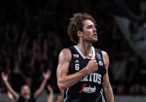 playoff-basket-a1-la-virtus-bologna-batte-brescia-75-65-e-vola-sul-2-0-nella-serie-finale