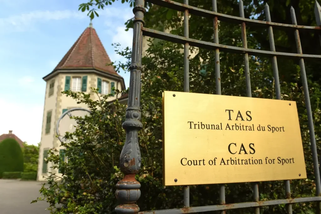 lue-depotenzia-il-tas-i-giudici-nazionali-possono-intervenire-sui-lodi-arbitrali